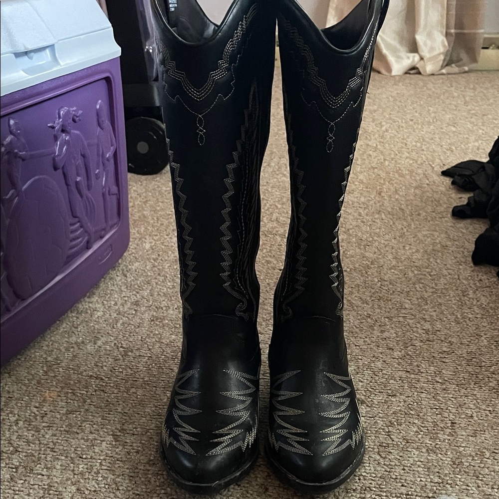 Torrid Black Embroidered Heeled Boots Knee high, wide calf